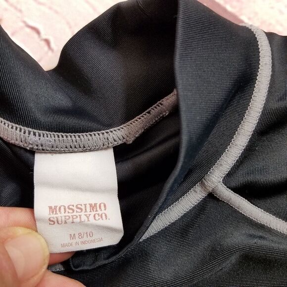 Mossimo rashguard M8/10 - Picture 3 of 3